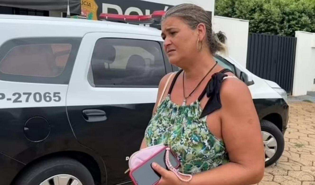 15-latki pobiły koleżankę i rozebrały ją na szkolnym korytarzu! Wideo w sieci