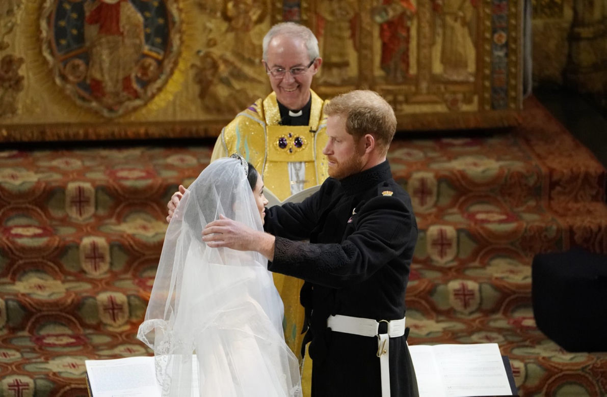 Meghan Markle została pisarką! Pisze wiersze i książki o Harrym