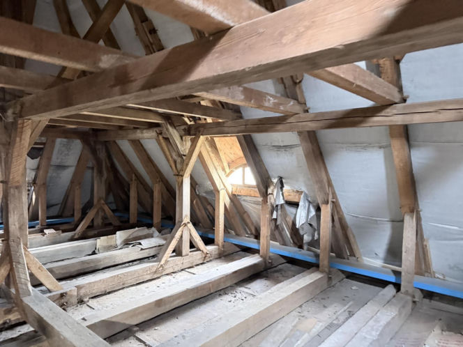 Dwór Czarne w Jeleniej Górze