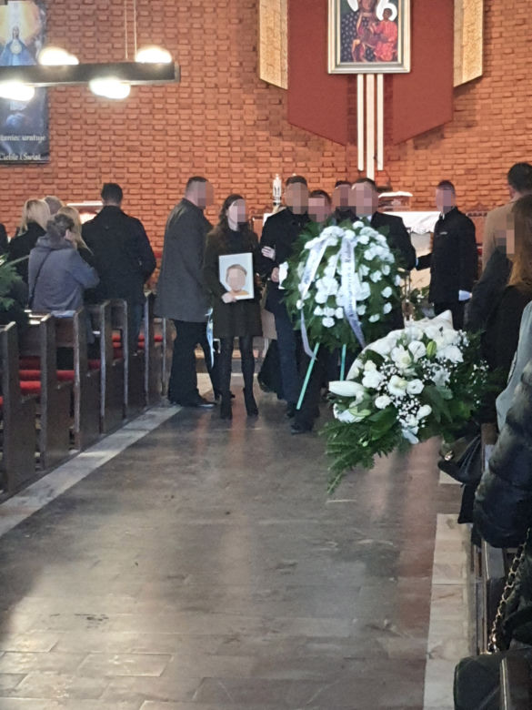 Ostatnie pożegnanie 3-letniego Stasia. Dziadek potrącił go śmiertelnie przed kościołem