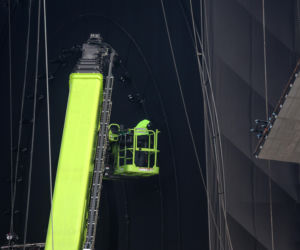 Scena Sylwestra z Dwójką TVP w trakcie budowy