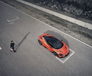 McLaren 765LT