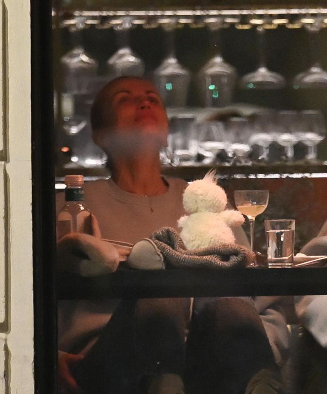 Katarzyna Zielińska pije z kaczorem