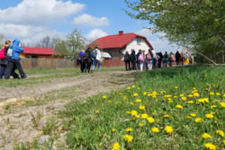  52. Rajd Spotkanie z Wiosną za nami. Tym razem turyści szukali  oznak wiosny w powiecie tomaszowskim [ ZOBACZ ZDJĘCIA]