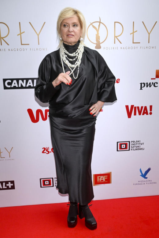 Ewa Kasprzyk w odważnej stylizacji 
