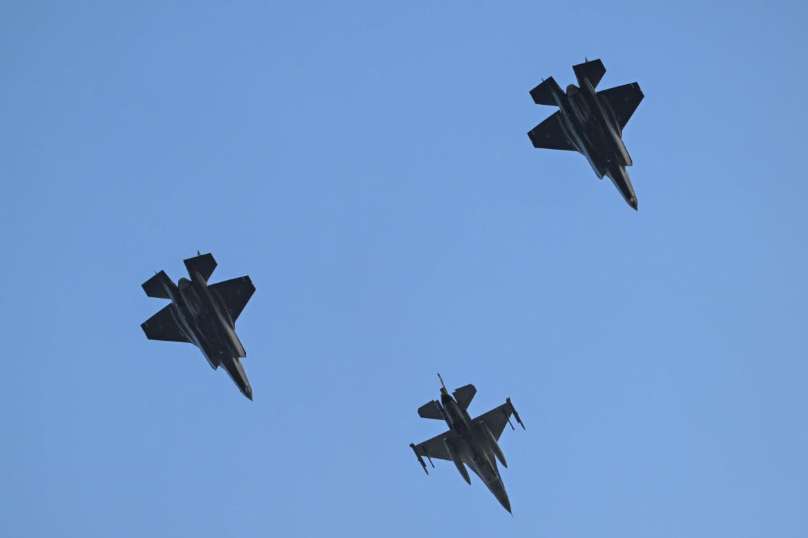 Nad Polską przeleciały ultranowoczesne myśliwce F-35!