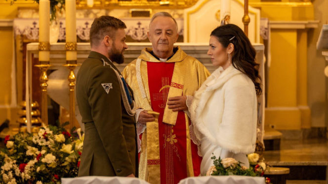 M jak miłość odc. 1926. Michał Winiar (Tomasz Rożniatowski), Ewelina (Anna Jarosik)