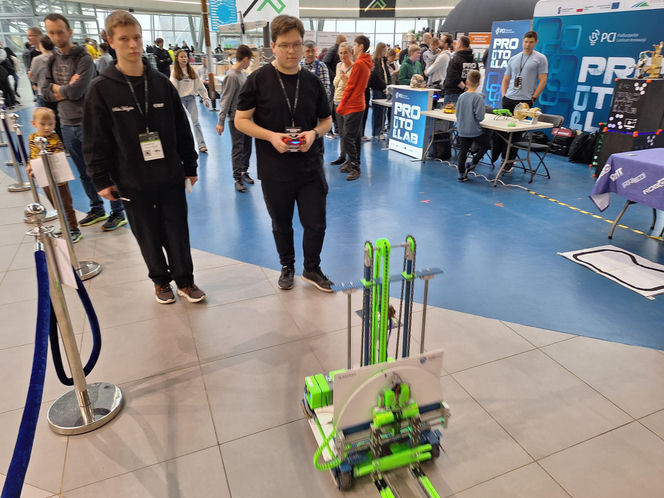 Roboty w natarciu. W Jasionce odbyła się kolejna edycja XChallenge