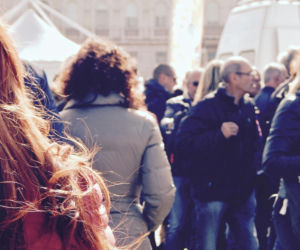 Świąteczne podróże pod lupą służb. Uważaj na kieszonkowców