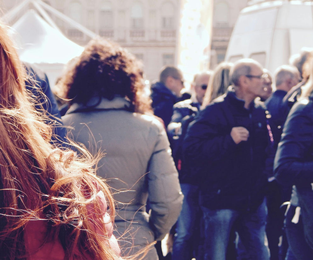 Świąteczne podróże pod lupą służb. Uważaj na kieszonkowców