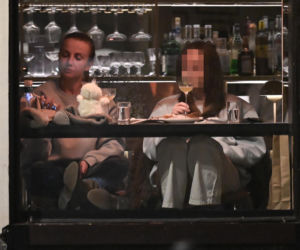 Katarzyna Zielińska pije z kaczorem