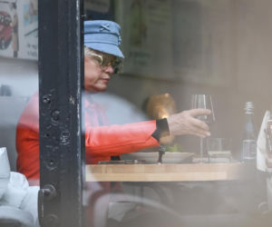 Katarzyna Figura przytula Maćka Musiałowskiego