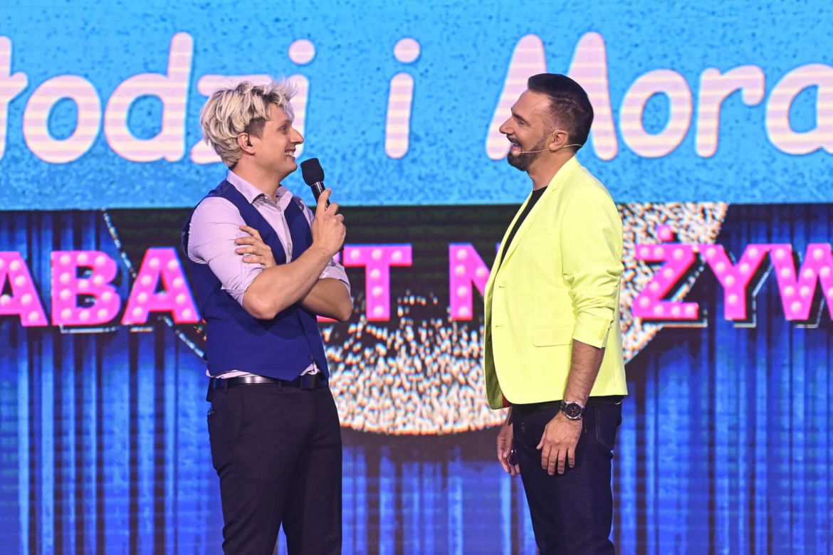 Kabaret "Młodzi i moralni"