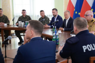 Premier i szef MON w Lublinie. Donald Tusk: Byliśmy gotowi do zestrzelenia rakiety, gdyby kontynuowała swój lot