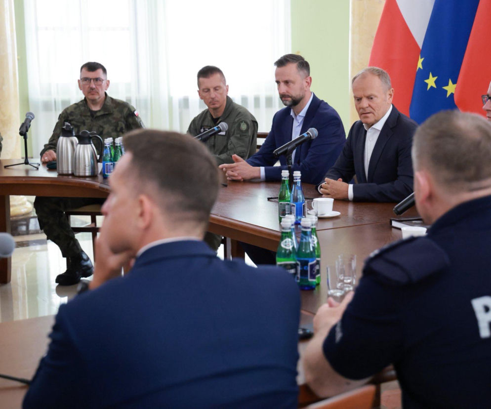 Donald Tusk i Władysław Kosiniak-Kamysz podczas narady ze służbami w Lublinie. O szczegółach przeczytasz na SE Polityka.
