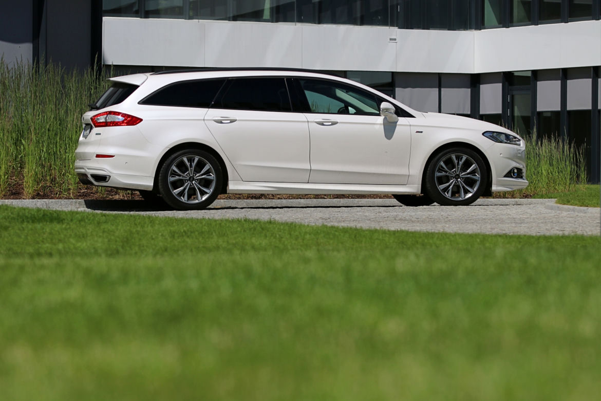 Ford Mondeo Kombi ST-Line 2.0 EcoBoost 240 KM A6