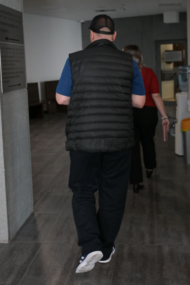Emilia Komarnicka i Redbad Klynstra wreszcie się rozwodzą. Spotkali się na pierwszej rozprawie