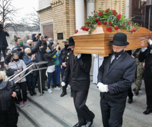 Pogrzeb Krzysztofa Krawczyka. Nabożeństwo żałobne w łódzkiej archikatedrze