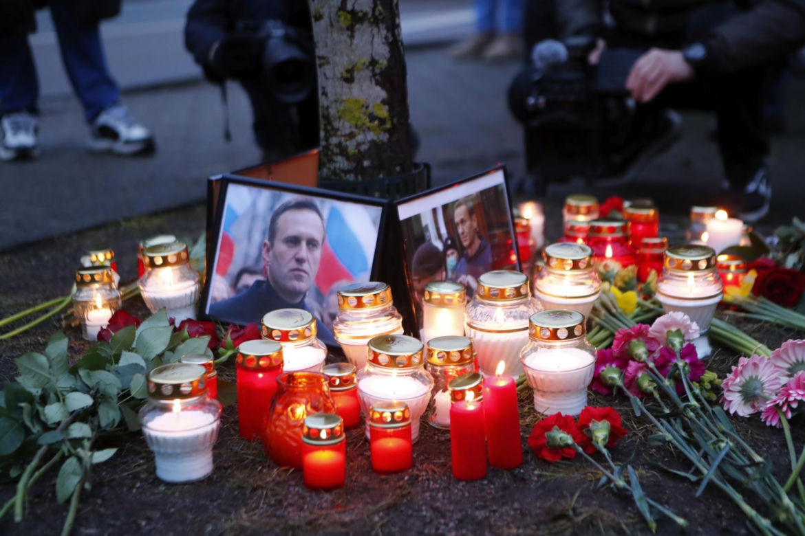 Wiec przed ambasadą Rosji na Łotwie