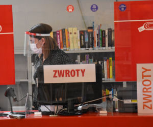 Biblioteki już otwarte. Tak teraz wygląda wypożyczanie lektur! Książki na kwarantannie [ZDJĘCIA] 