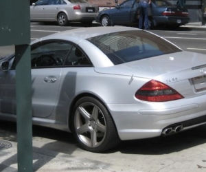 Mercedes SL 55AMG Steve Jobsa