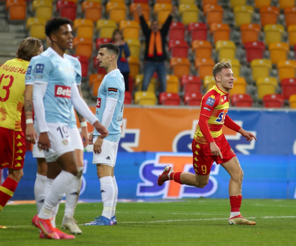 Jagiellonia Białystok – Piast Gliwice. Rywale lepsi w meczu dwóch różnych połówek 