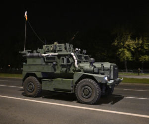Nocna próba defilady wojskowej w Warszawie