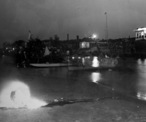 Noc Świętojańska nad Wisłą w Warszawie (1931)