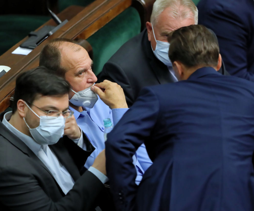 Awantura w Sejmie. Na sali okrzyki Oszuści, Ile zapłaciliście