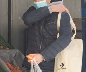 Śmiszek rządzi w domu, a Biedroń u fryzjera