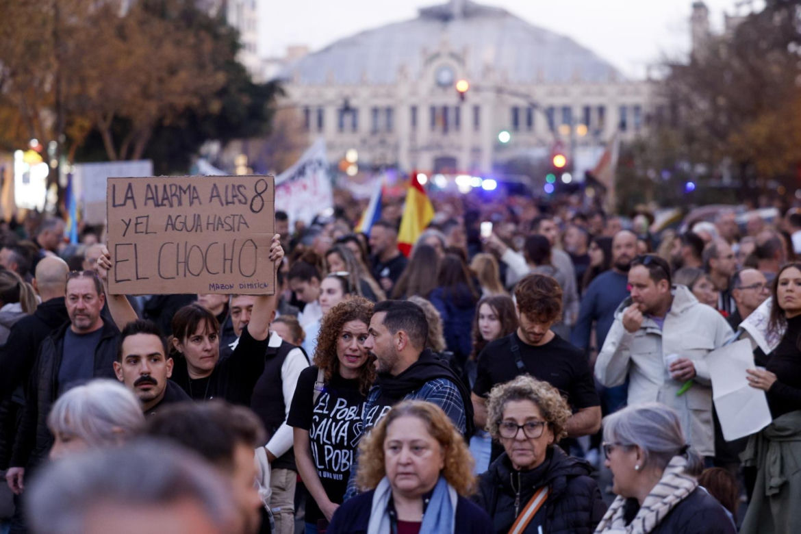 Protesty w Walencji po powodzi