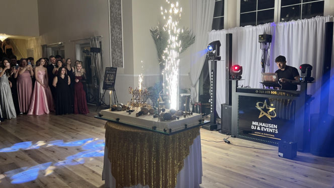 Studniówka pełna blasku i emocji! Tak bawili się maturzyści II LO w Bydgoszczy [ZDJĘCIA]