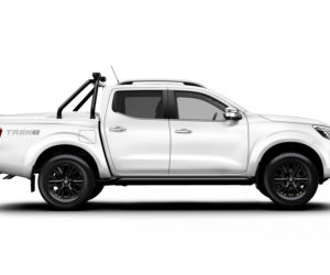 Nissan Navara Trek-1 