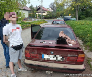 Brutalny napad na taksówkarza. Pobili kierowcę i odjechali jego taksówką