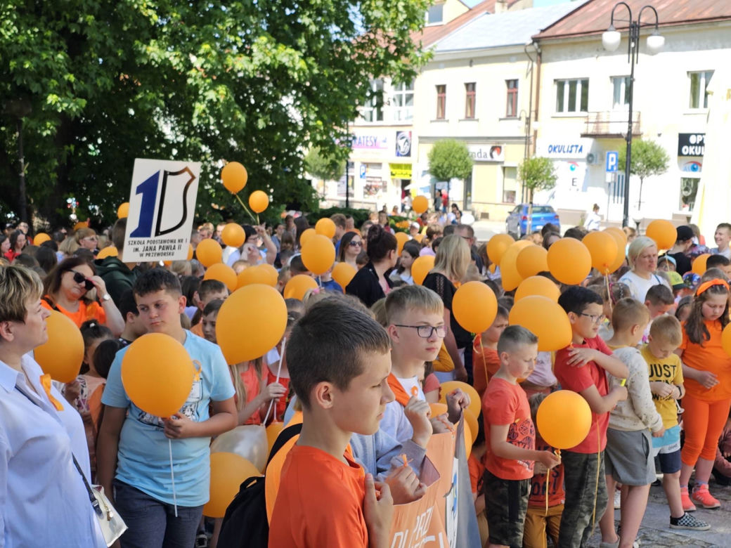 Marsz dzieci przeciw przemocy