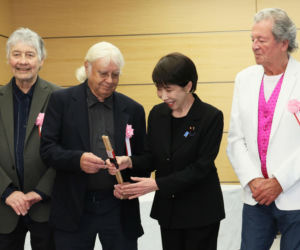 Deep Purple spotkali się z premier Japonii! “Jesteście moimi Bogami”