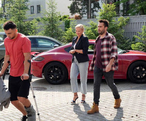 Barwy szczęścia odc. 3260. Justyna Zytko (Sylwia Juszczak-Krawczyk), Damian (Michał Lesień-Głowacki), Mirek (Oliwier Kozłowski)