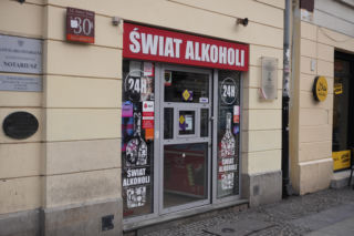 Sklep monopolowy w Śródmieściu