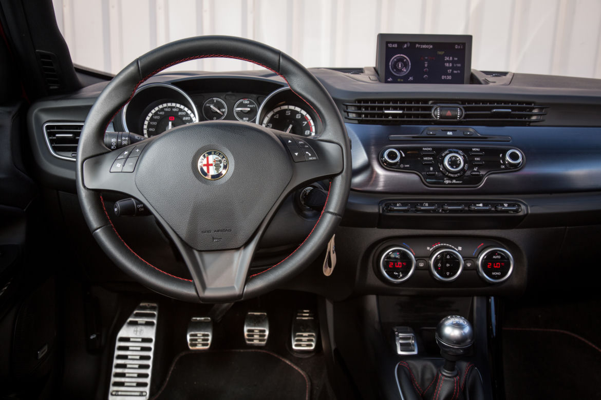 Alfa Romeo Giulietta Quadrifoglio Verde