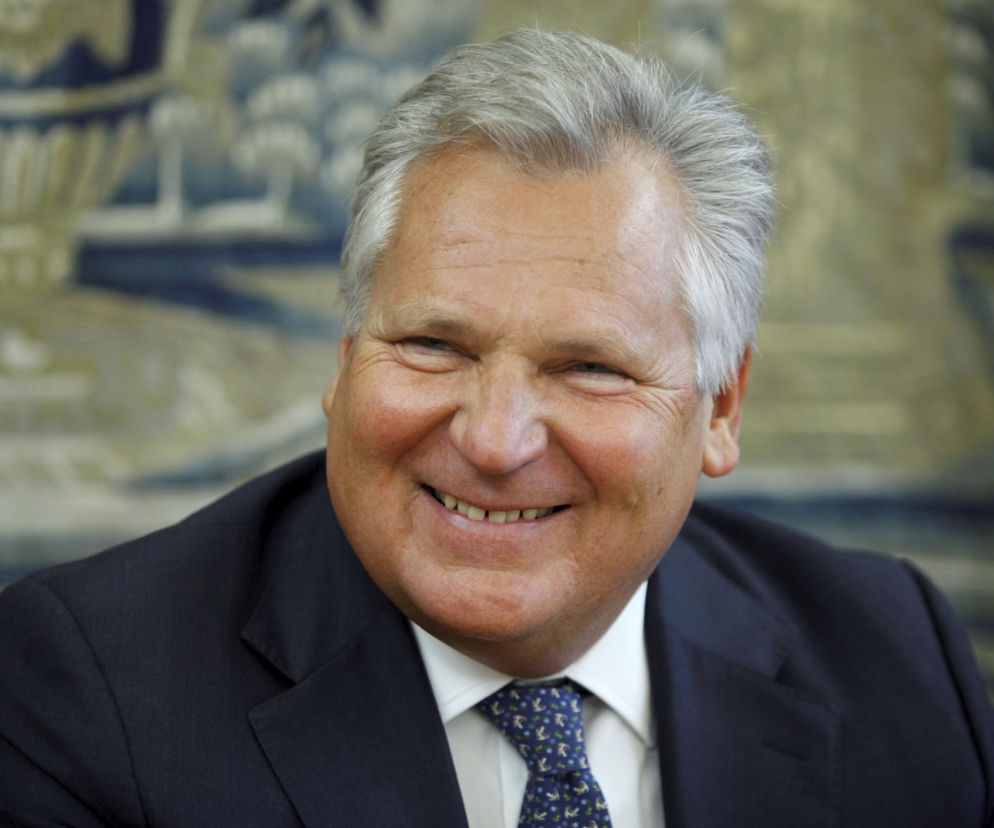 POLACY TĘSKNIĄ ZA KWAŚNIEWSKIM.