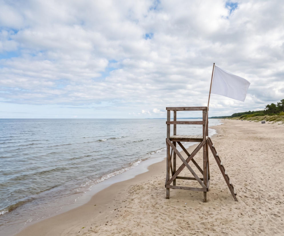 Sinice Rowy. Czy w Rowach można się kąpać 21.08? Flaga, warunki pogodowe