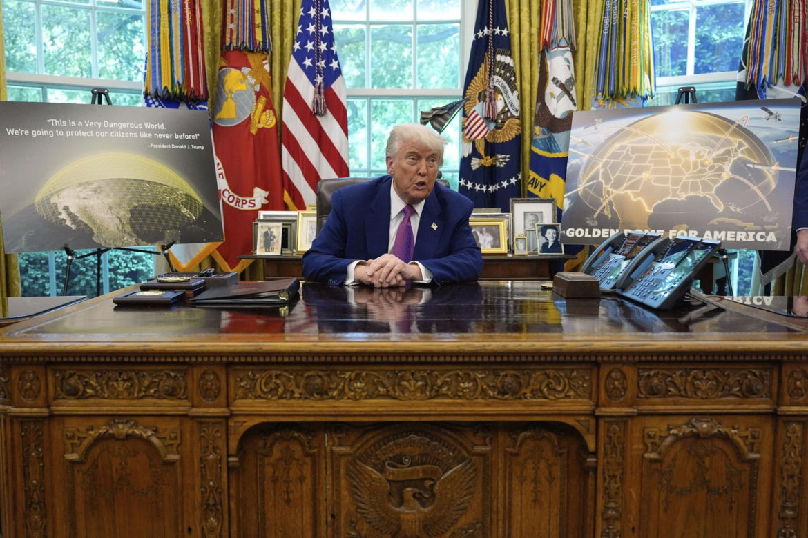 Kosmiczna Złota Kopuła ochroni Amerykę. Trump chce wydać na nią $175 miliardów
