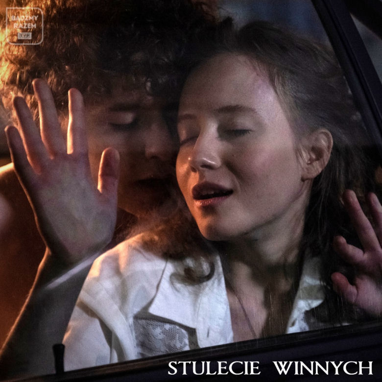 Stulecie Winnych 4 odc. 51. Julia "Jula" (Maja Kowalska), Jeremi (Piotr Napierała)