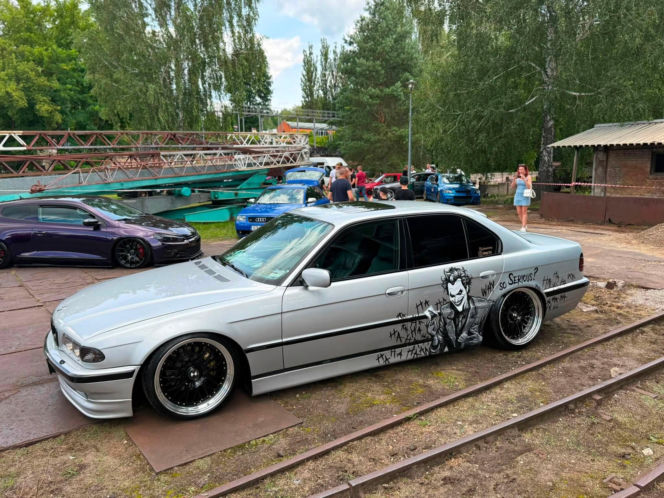 Ryk silników pod Wielkim Piecem! Star Cars Party Vol. 2 w Starachowicach – to musisz zobaczyć w ten weekend