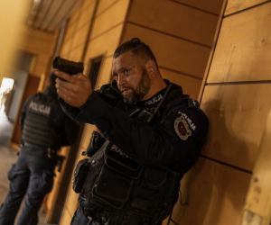 Strzały i huki w centrum Poznania. Policja wyjaśnia