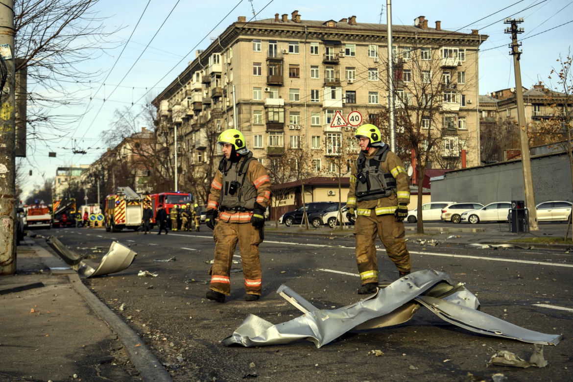 Potężny atak Rosjan, alarm w całej Ukrainie. Drony kamikadze atakują blisko polskiej granicy
