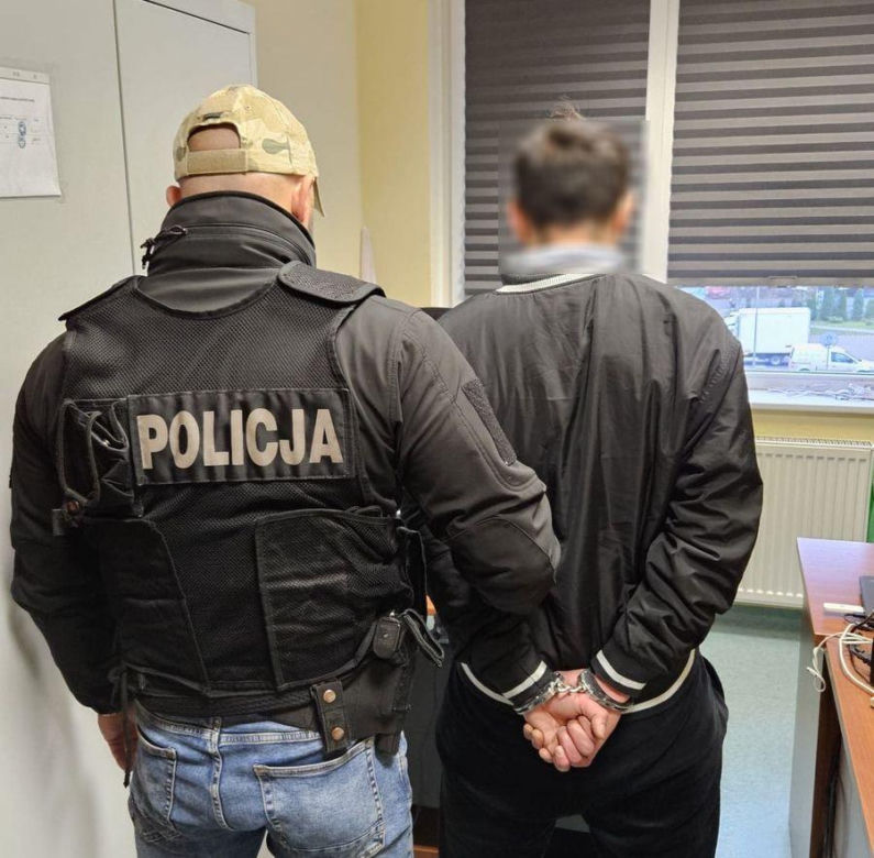 Sprawcy rozboju zatrzymani przez policję z Gdańska. Dusili poduszką seniora