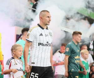 Legia Warszawa pożegnała swoją legendę. Szpaler i wyjątkowa oprawa dla Artura Jędrzejczyka