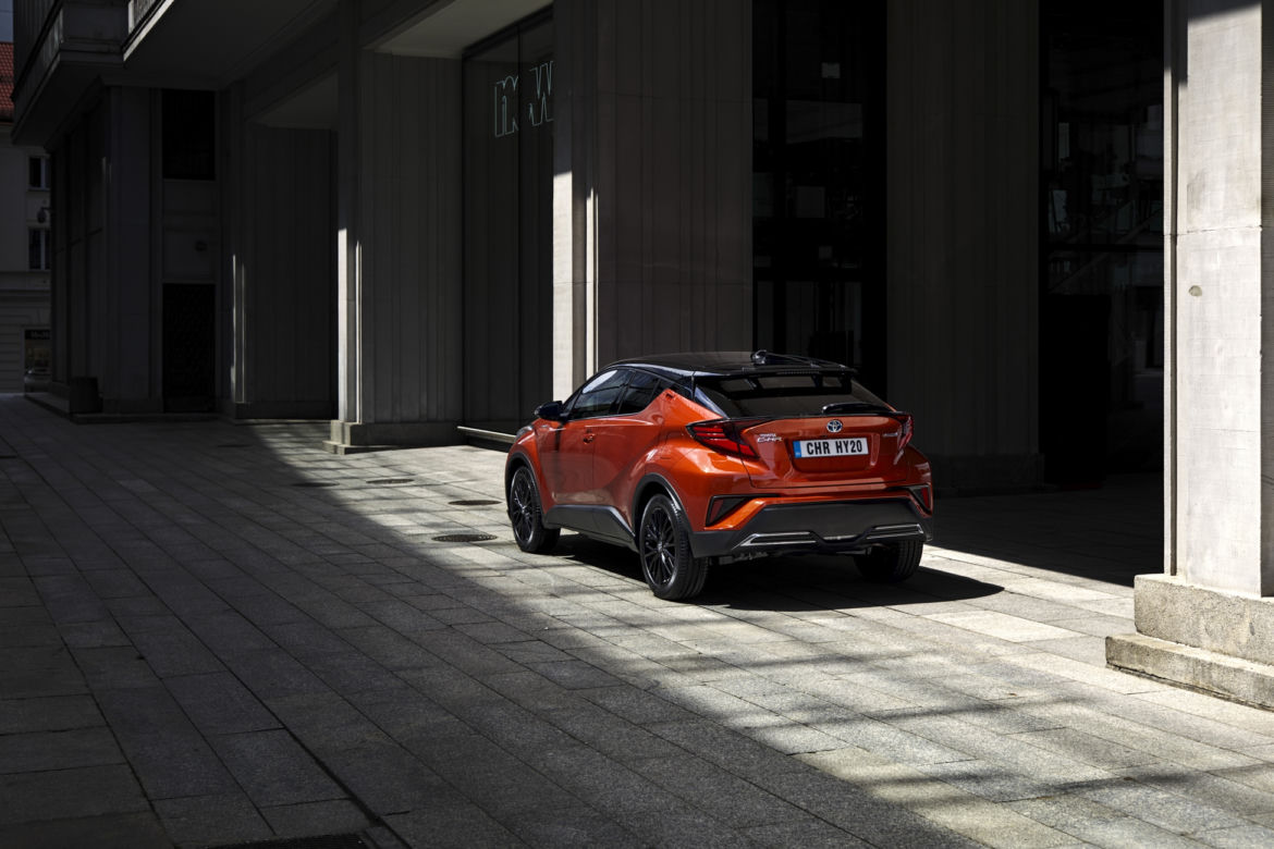 Toyota C-HR (2020)
