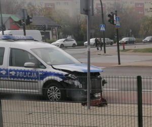 Zderzenie radiowozu z BMW w Krakowie